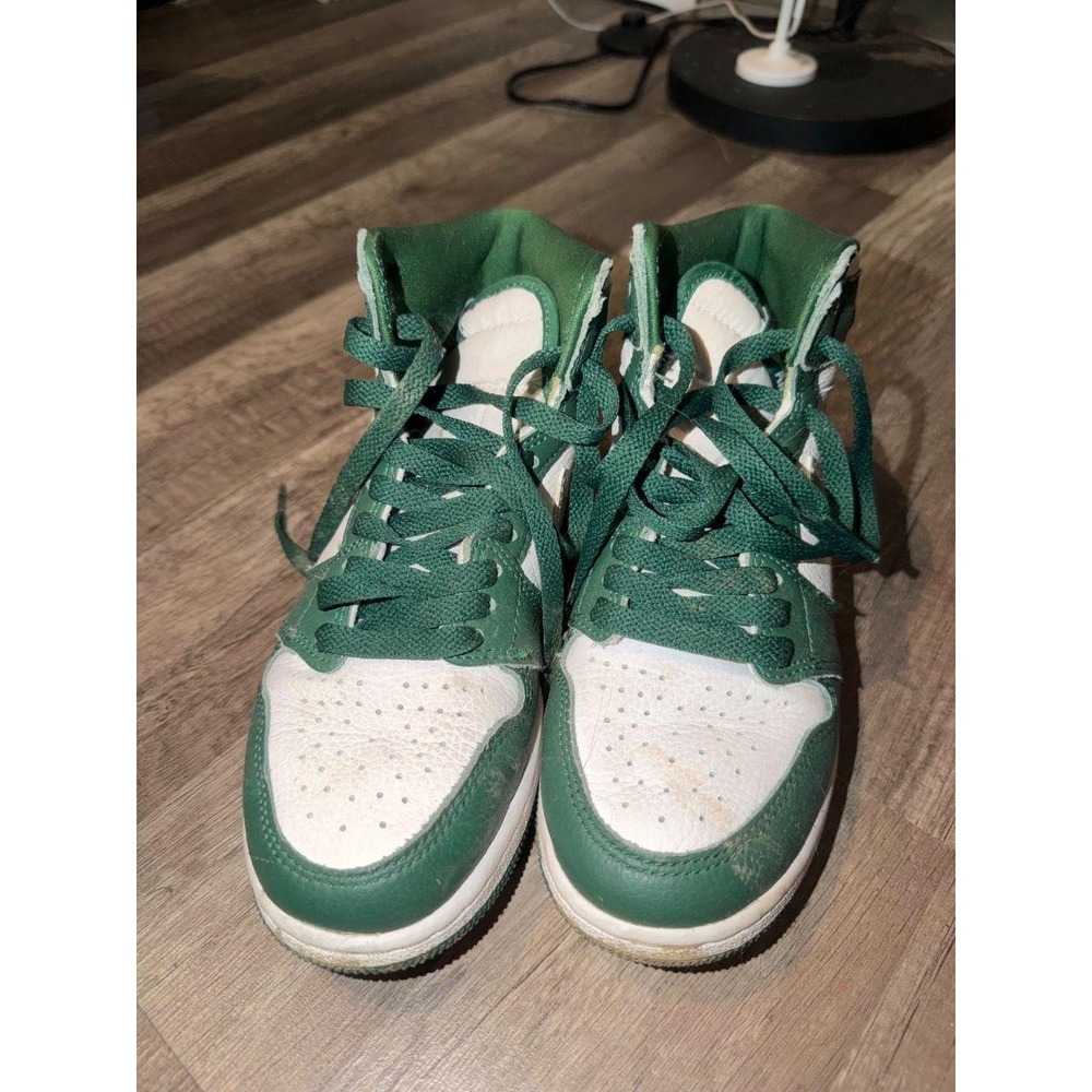 Air Jordan 1 Mid Green & White Leather High-Top Shoes Size 5.5Y Pre-Owned